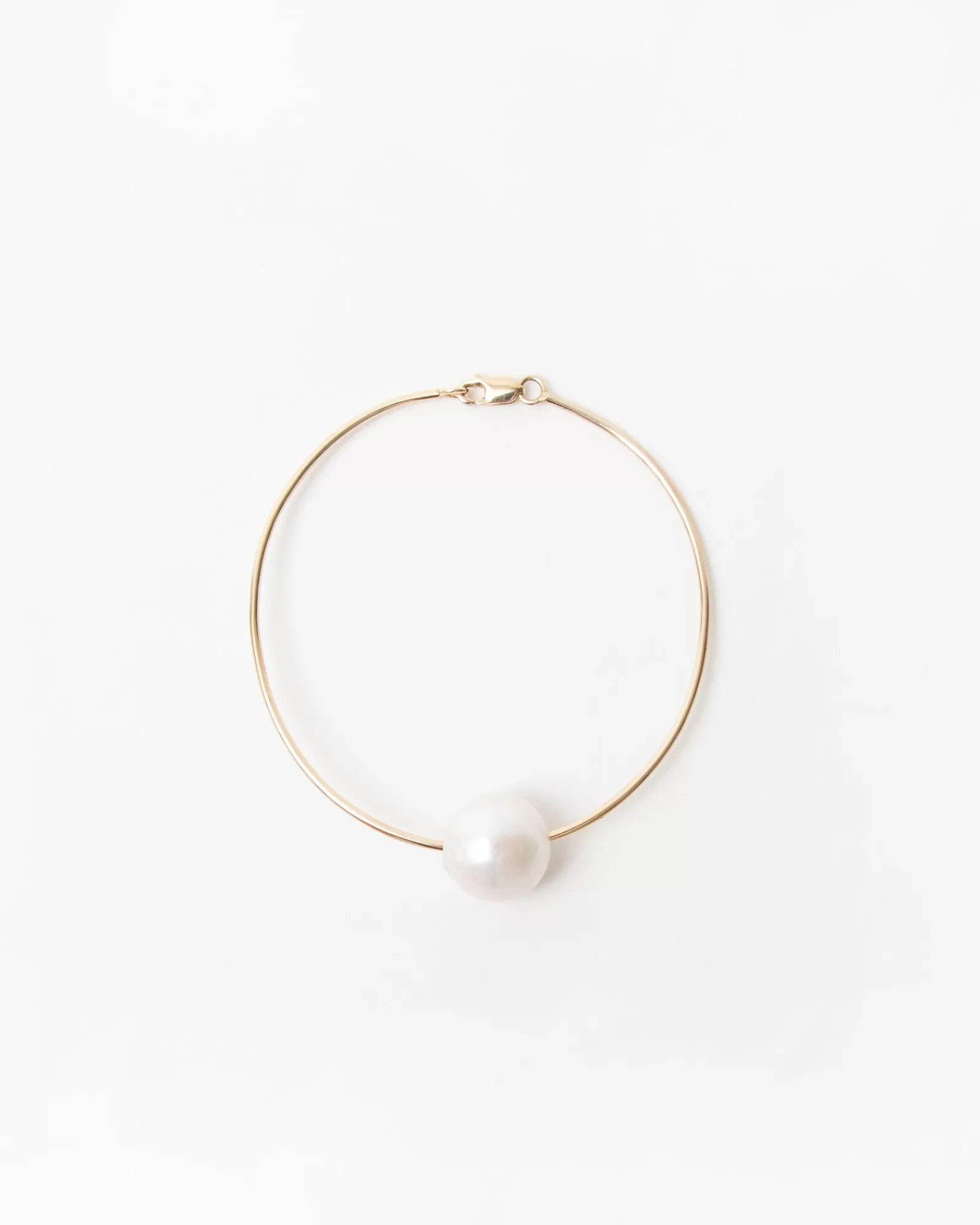 New Baroque Pearl O Bracelet Bracelets